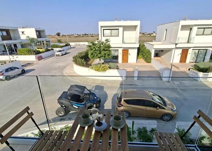 Villa Nadine Sea Side