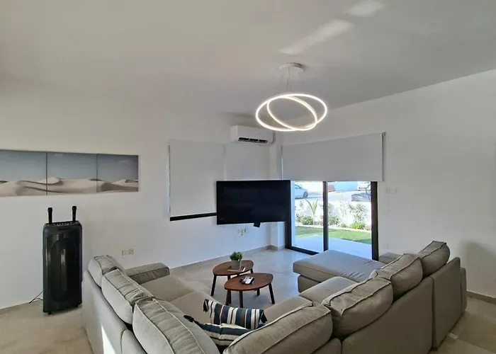 Nadine Sea Side Villa