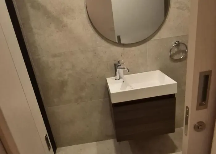 Nadine Sea Side Villa Larnaca