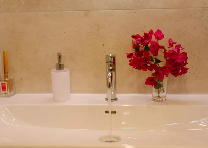 Nadine Sea Side Villa *