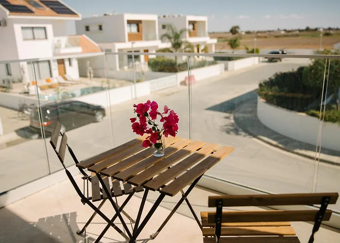 Villa Nadine Sea Side