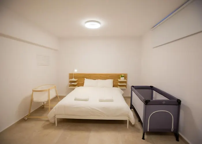 Nadine Sea Side Larnaca